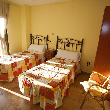 Apartamentos Maribel Calaceite Phòng bức ảnh